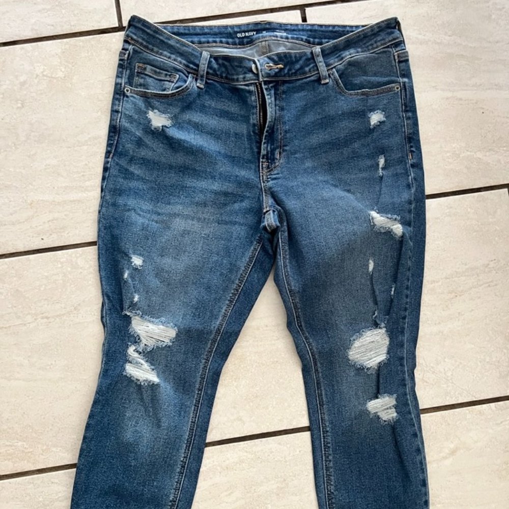 Old Navy Mid rise Rockstar Jeans